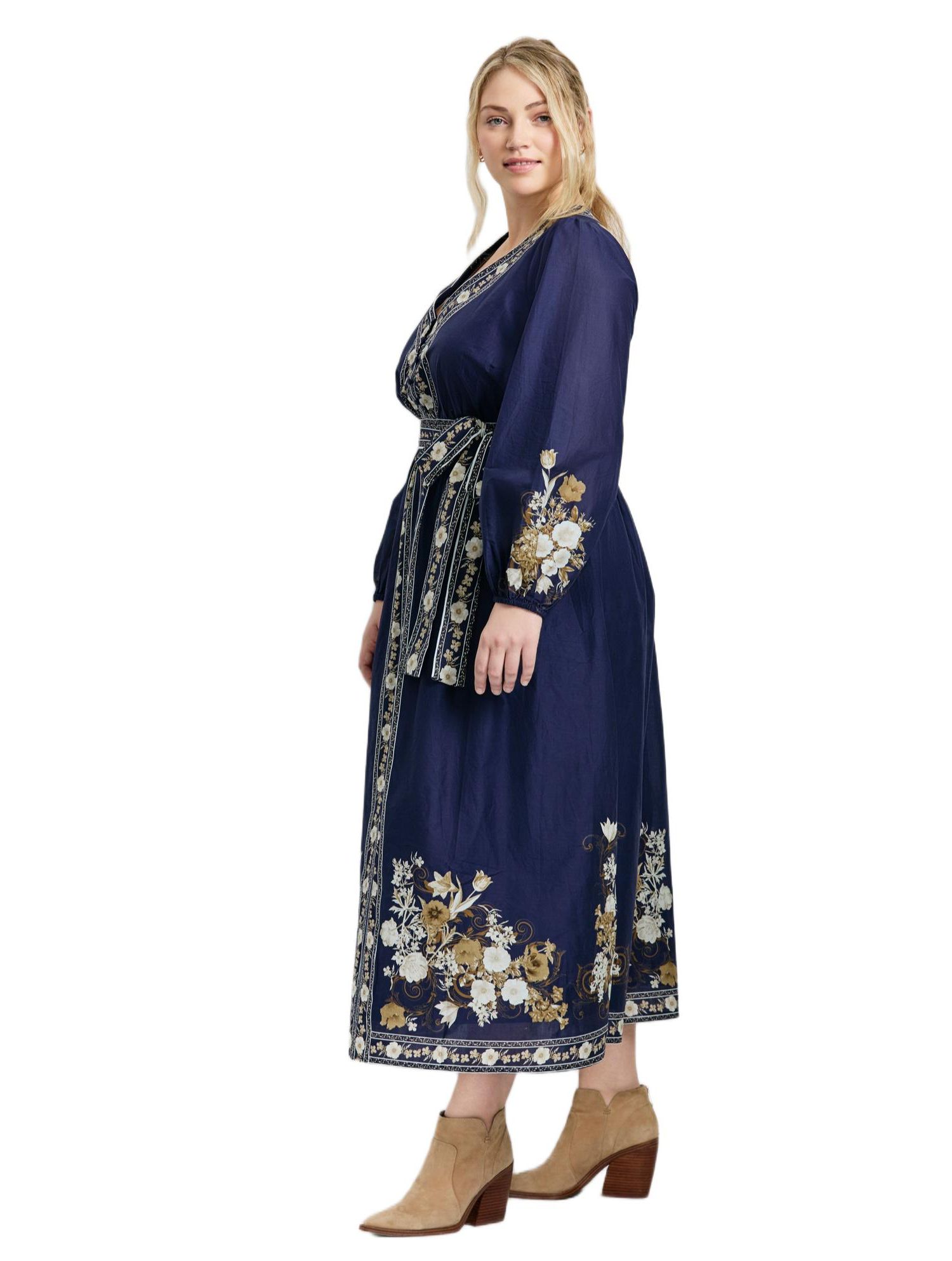 Women's Plus Size Ethereal Escape Maxi Dress