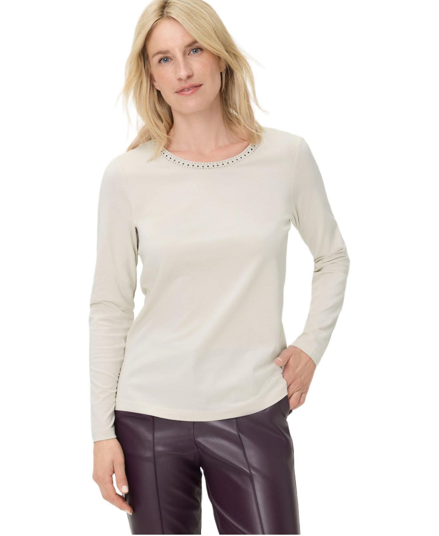 Женская футболка Olsen Rhinestone Trim, цвет: Миндальный бежевый — фото 1