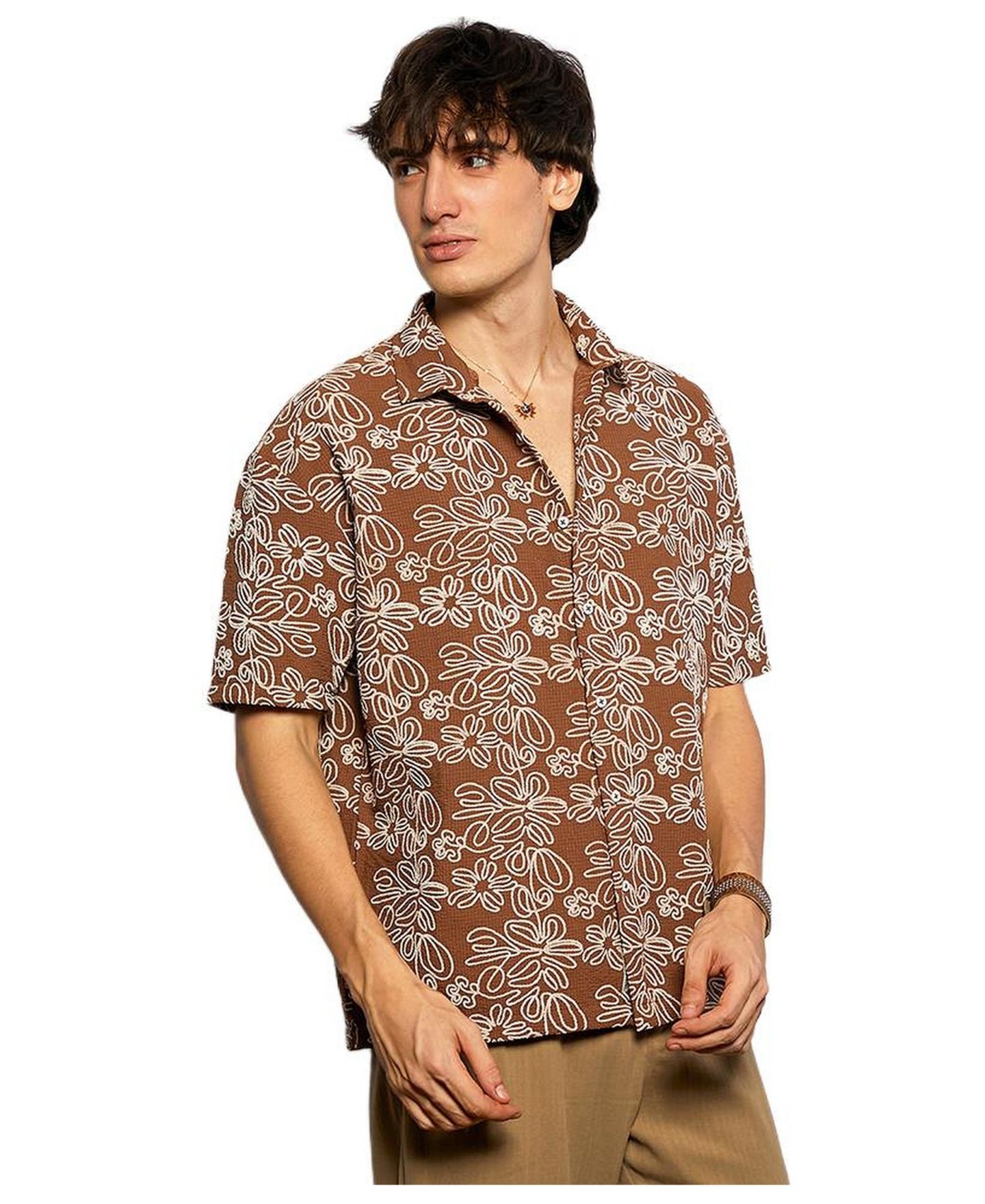 Мужская рубашка Cahoot Campus Sutra Mocha Brown Floral-Lined Oversized, цвет: Коричневый — фото 2