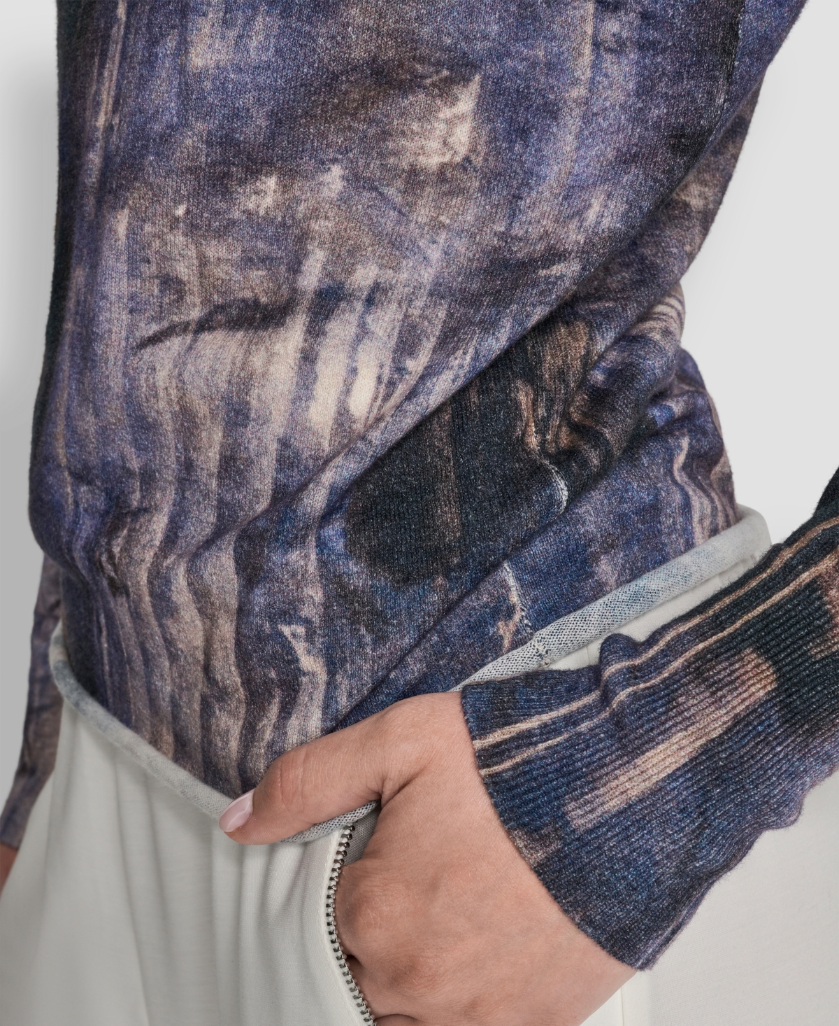 Dkny Women's Printed Long Sleeve Sweater