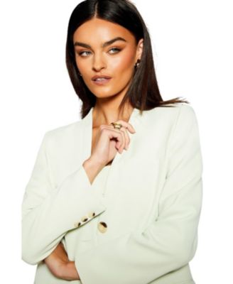 Women's Runway Collarless Boxy Blazer