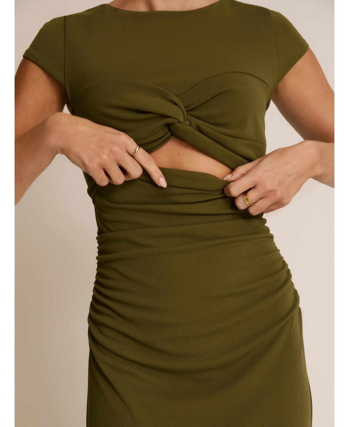 Six Stories Women's Twist Bust Short Sleeve Stretch