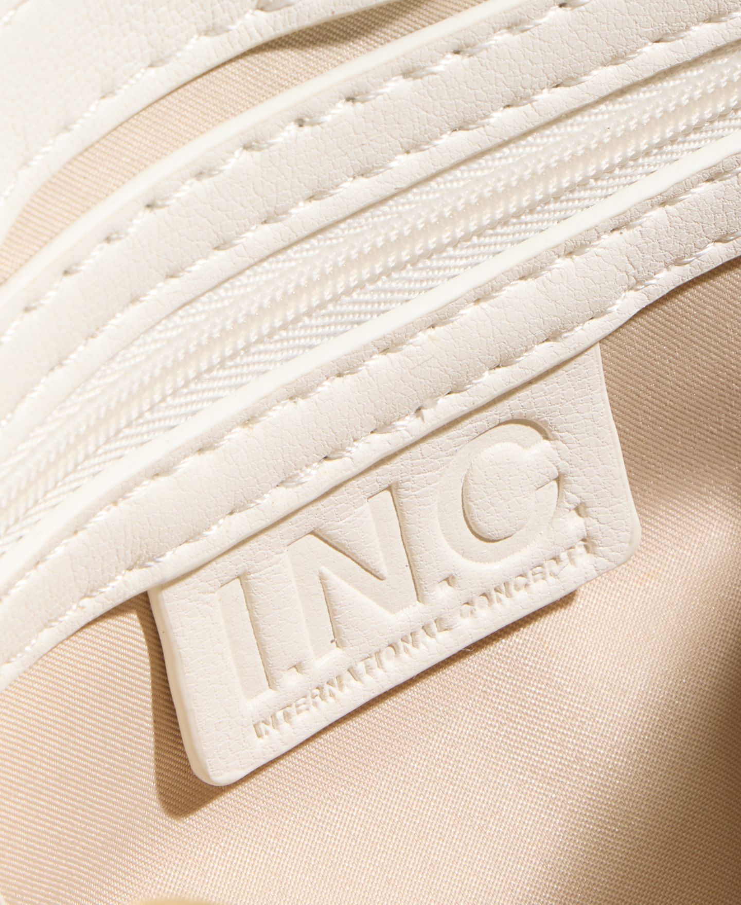 Женская сумка I.N.C. International Concepts Mini Ajae Heart Chain Crossbody, цвет: Ванильный — фото 7