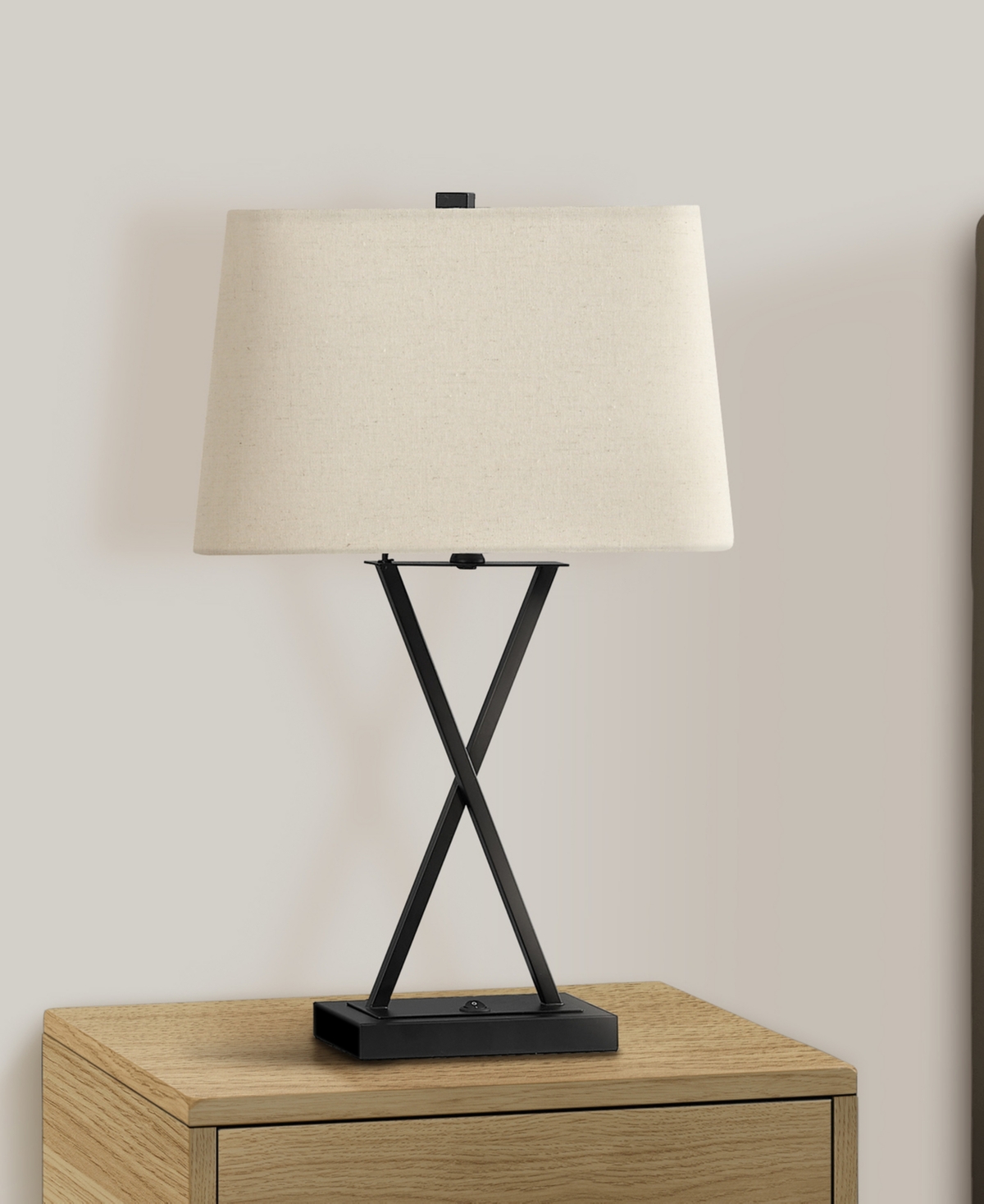 Monarch Specialties Lighting 25" Metal Table Lamp