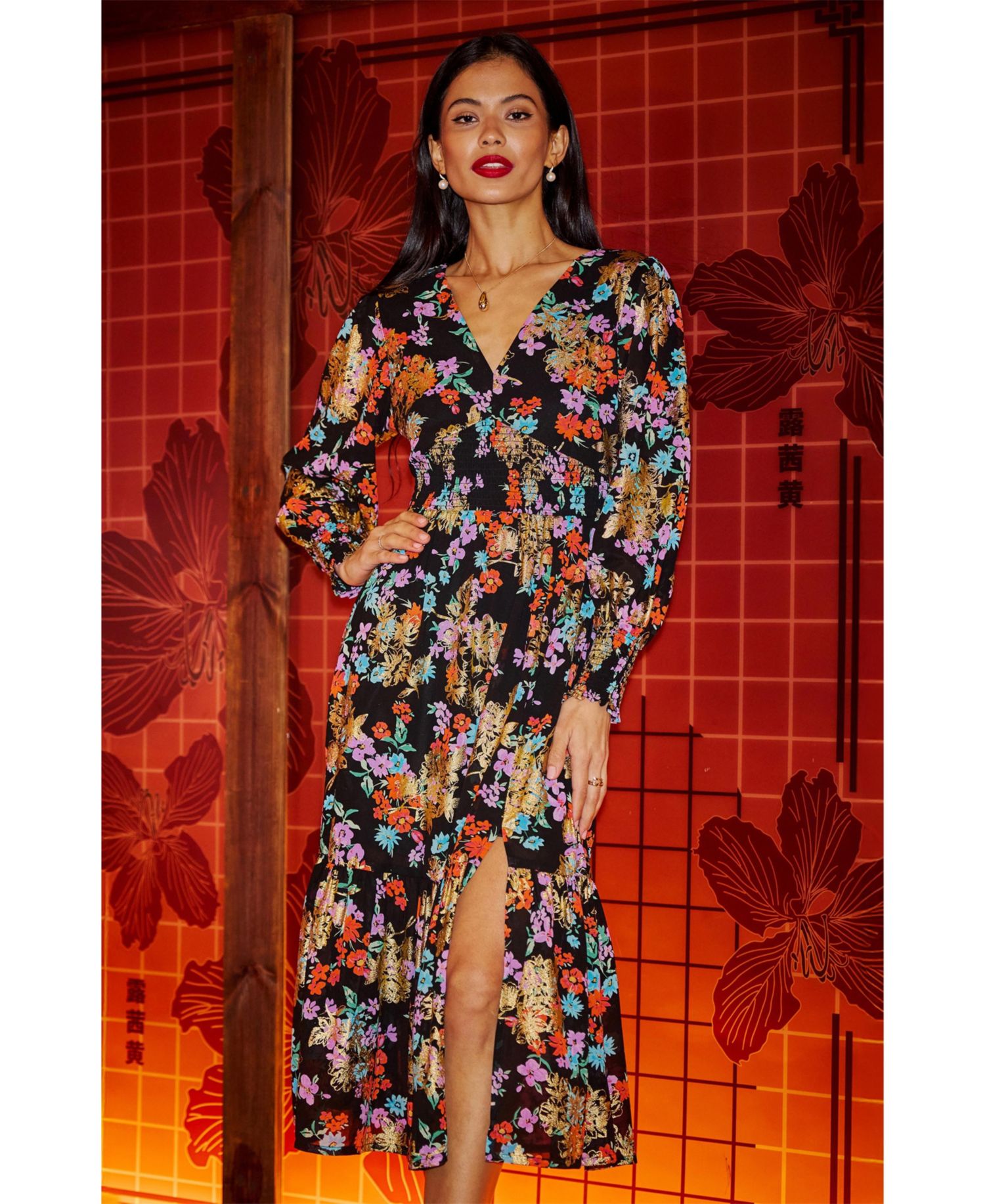Women's Floral And Foil Ruched Midi Dress