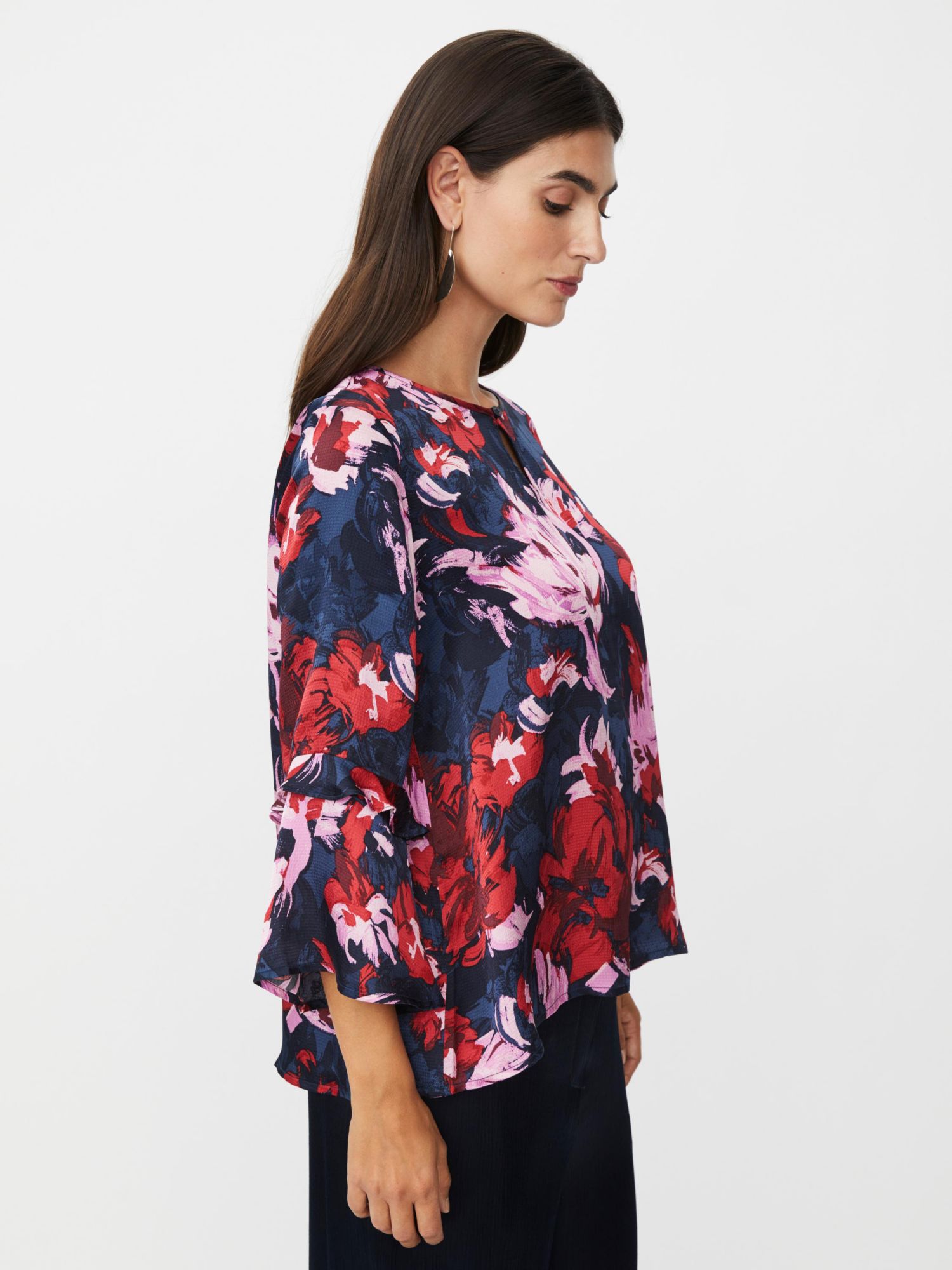 Women's MaBimelda Keyhole Detail Floral Top