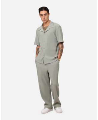 Men's Pleated Button Up Shirt