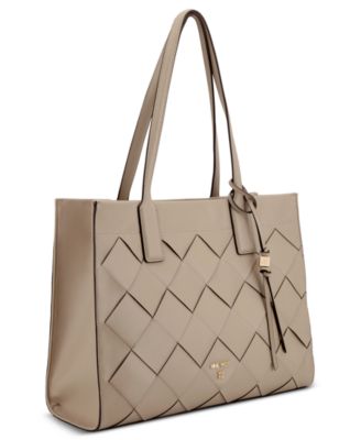 Kyrie Laptop Large Tote Bag