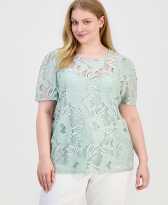 Plus Size Lace Short-Sleeve Top