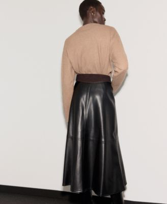 Women's Round-Neck Knitted Sweater