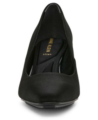 Women's Rosalia Snip Toe Pumps