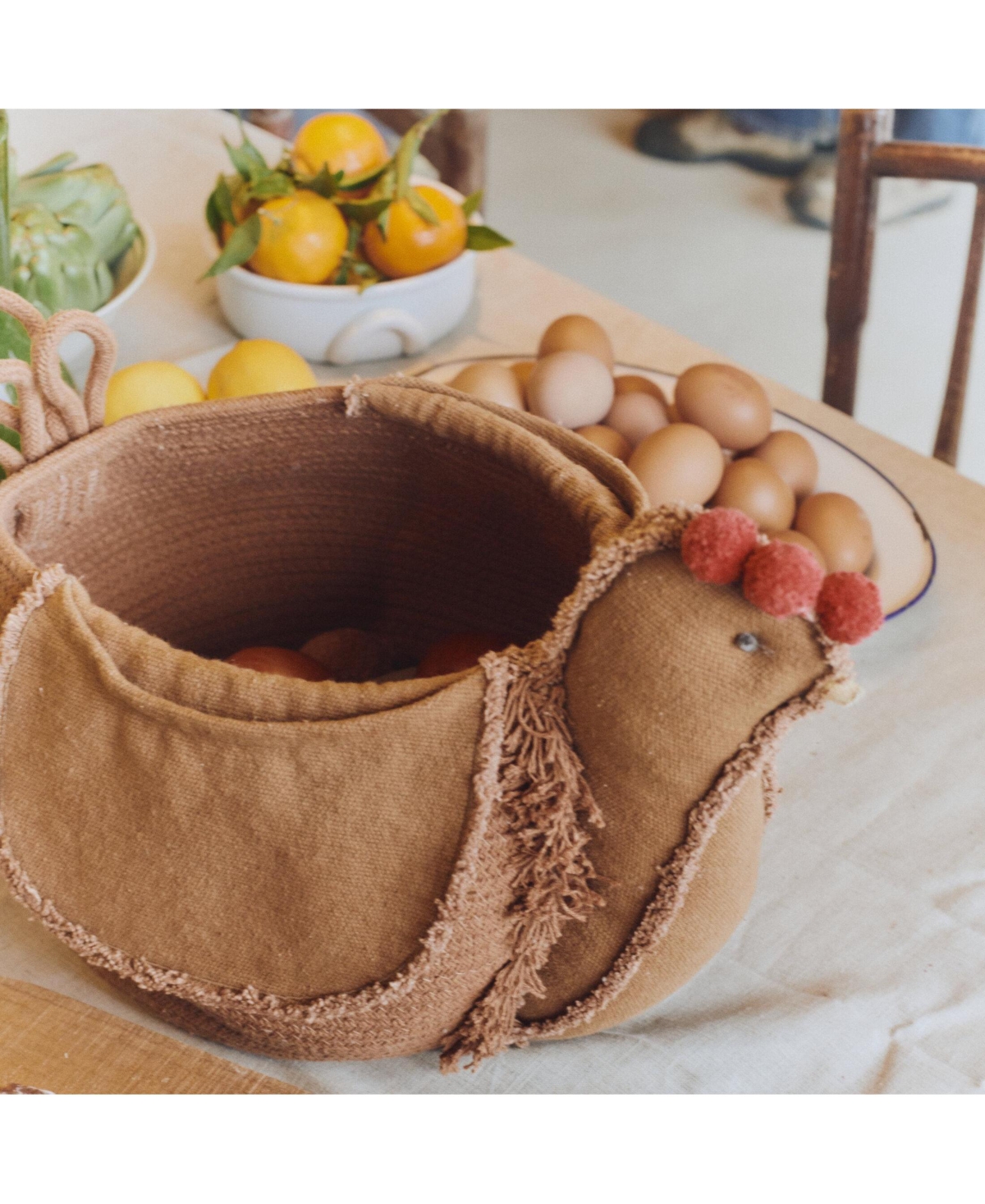 Lorena Canals Basket Chicken Toffee