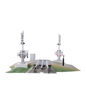 Fast Track Grade Crossing with Gates Flashers