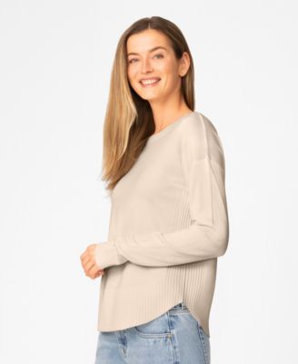 Petite Round Hem Pull-on Sweater