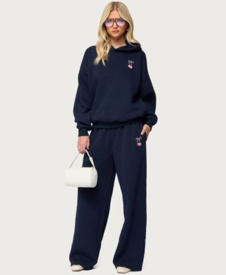 Women's I Don'T Chase I Attract Hoodie