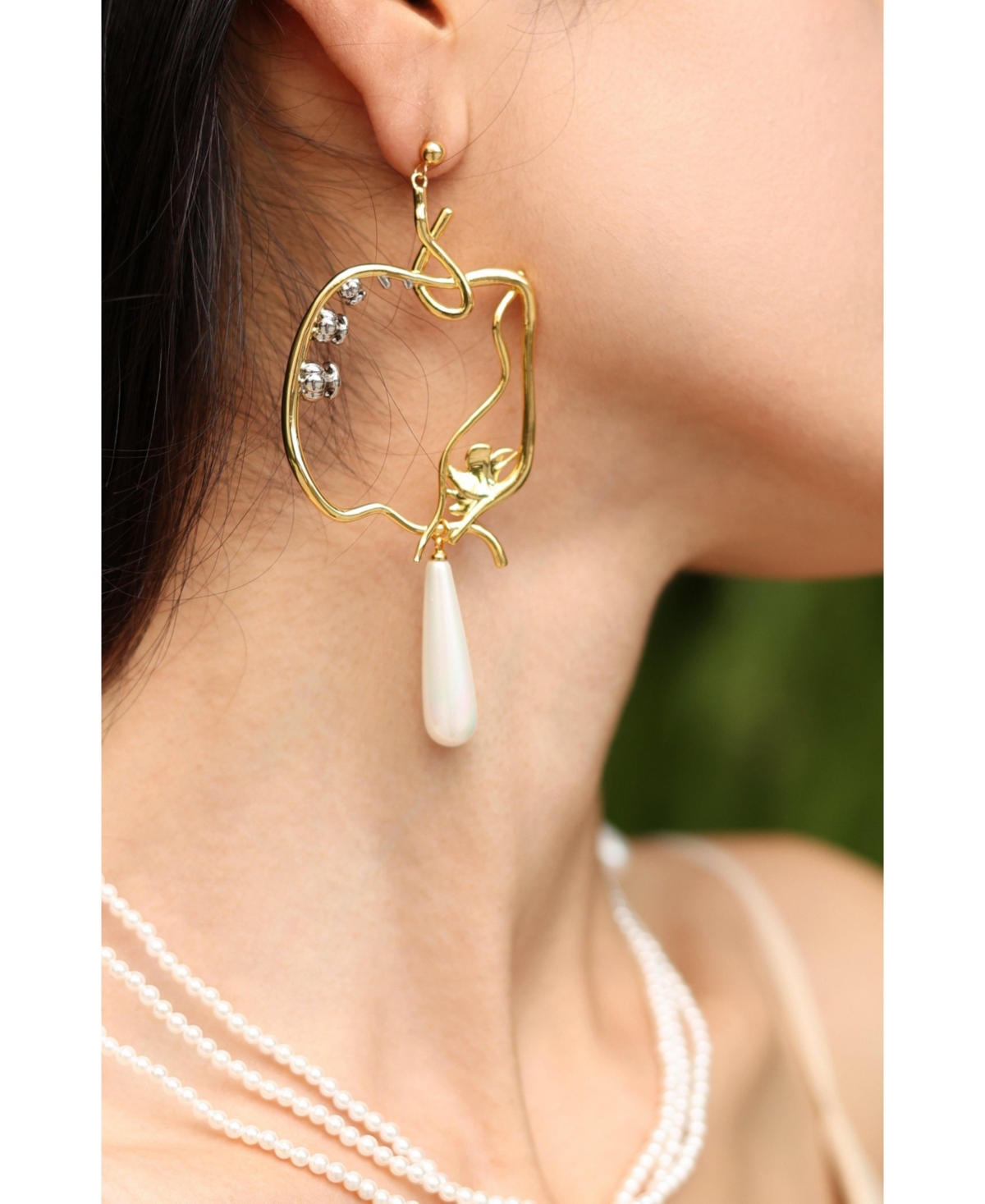 Retro Chic Lily of the Valley Earrings