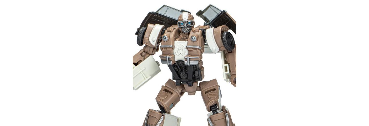 Детская фигурка Transformers Studio Series 108 Wheeljack 4.5" Action Figure, Ages 8+ — фото 2