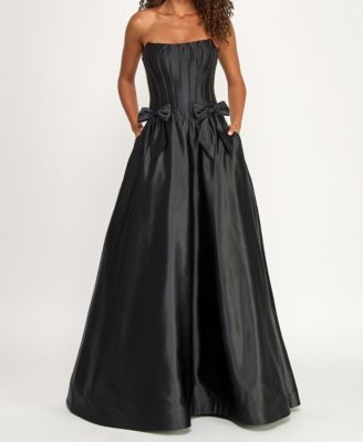 Juniors' Bow Detail Strapless Gown
