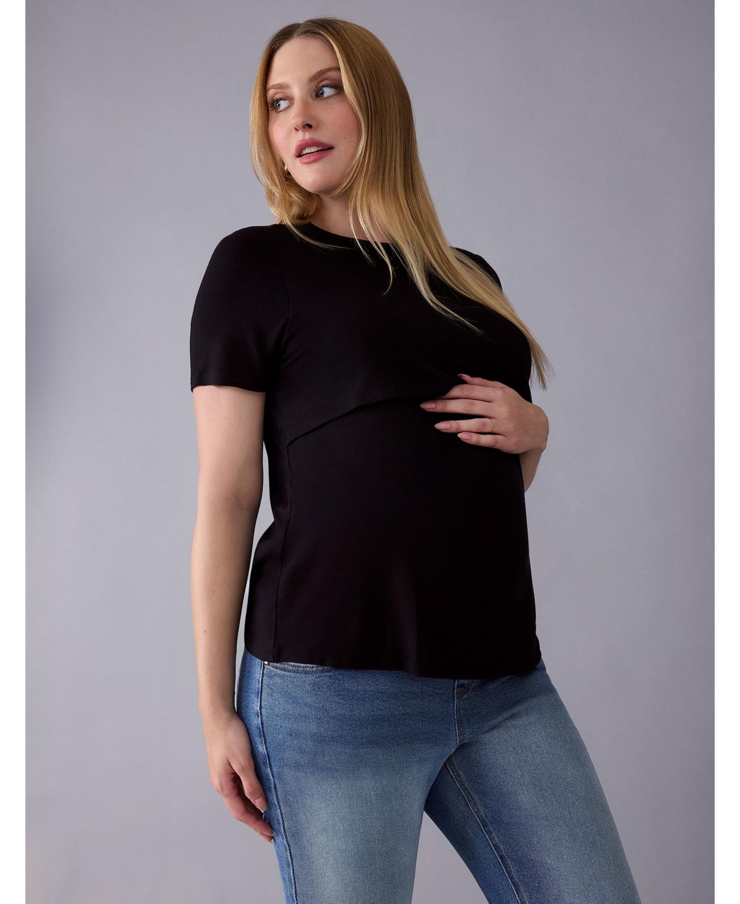 Женская футболка Motherhood Maternity Crewneck Short Sleeve Nursing Tee - Motherhood, цвет: Чёрный — фото 5