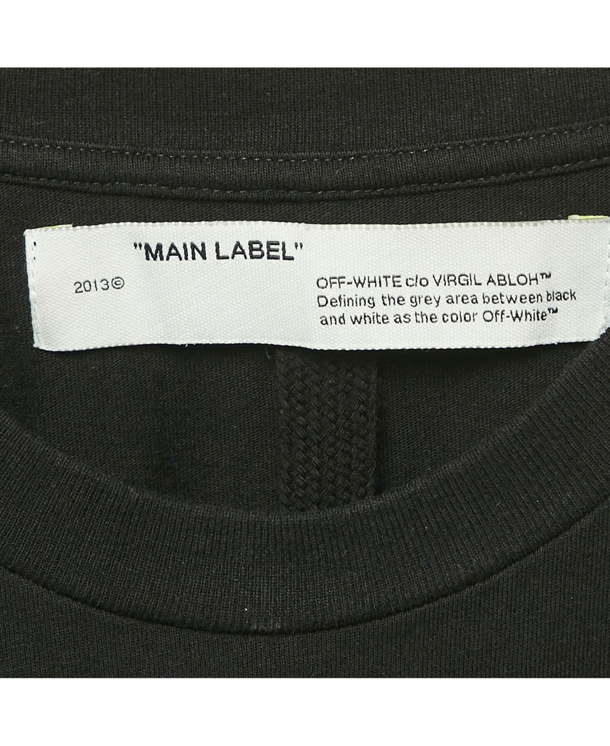 Pre-Owned Off-White Men's Pre-Owned Cotton Logo Applique Detail Crew Neck T-Shirt