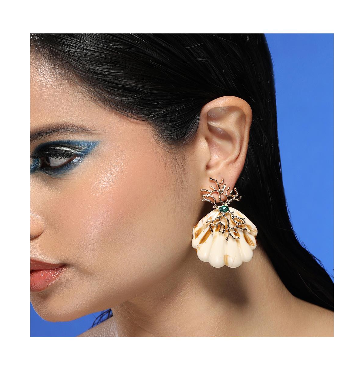 Women's The Veined-Conchiglia Drop Earrings - California Gold