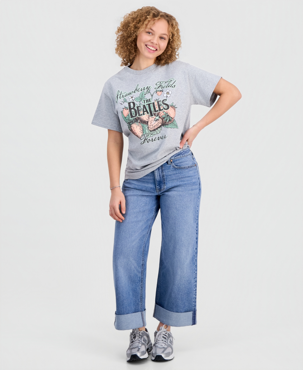 Beatles Juniors' Strawberry Fields Graphic-Print T-Shirt