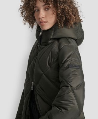 Women's Diamond Quilted Hooded Puffer Coat