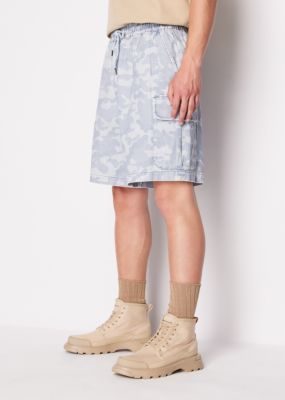 Men's Tonal Camouflage Drawstring Denim Cargo Shorts