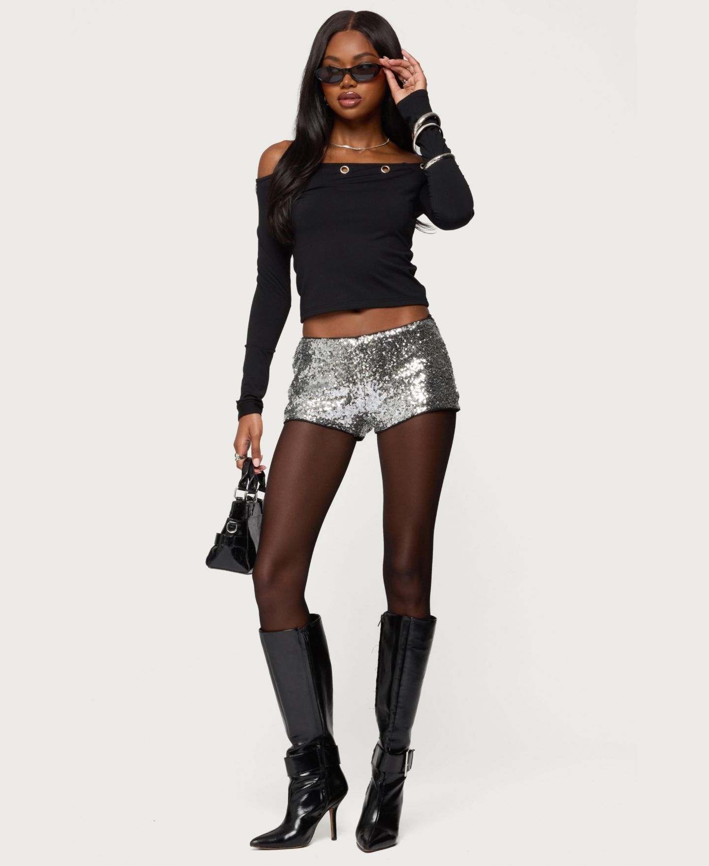 Женские шорты Edikted Shauna Sequin Micro, цвет: Серебряный — фото 4
