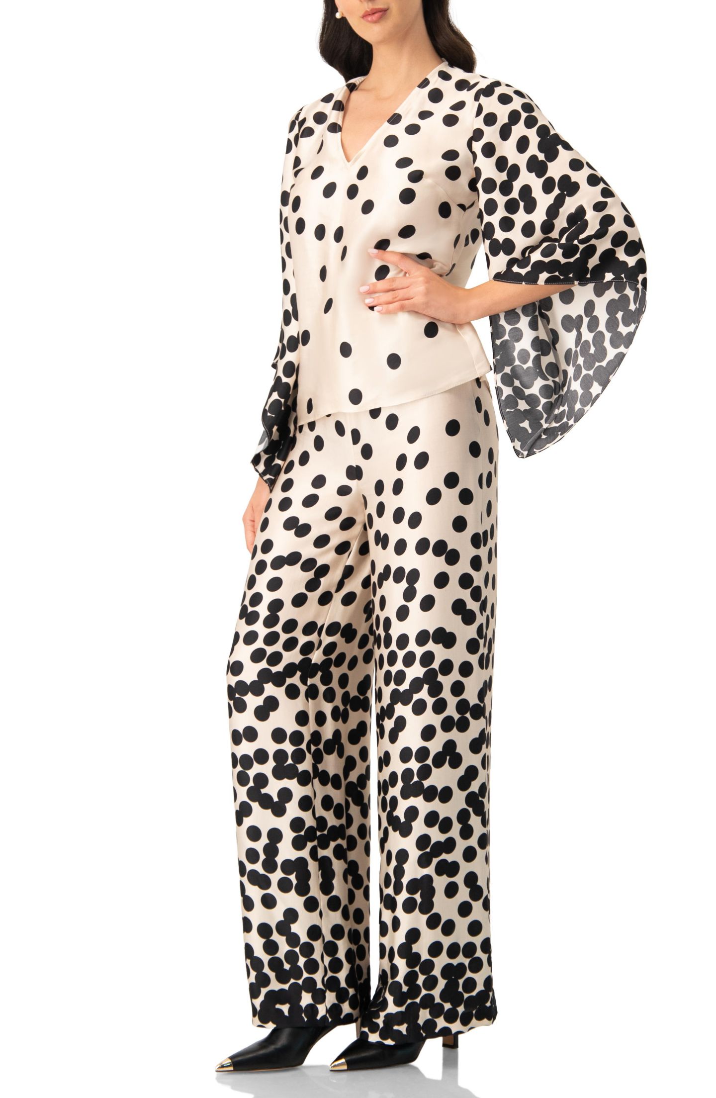 Женская блузка Ivonne Polka Dot V-Neck with Wide Sleeves, цвет: Натуральный — фото 4