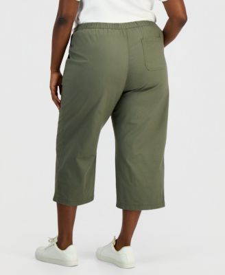 Plus Size Pull-On Cropped Pants