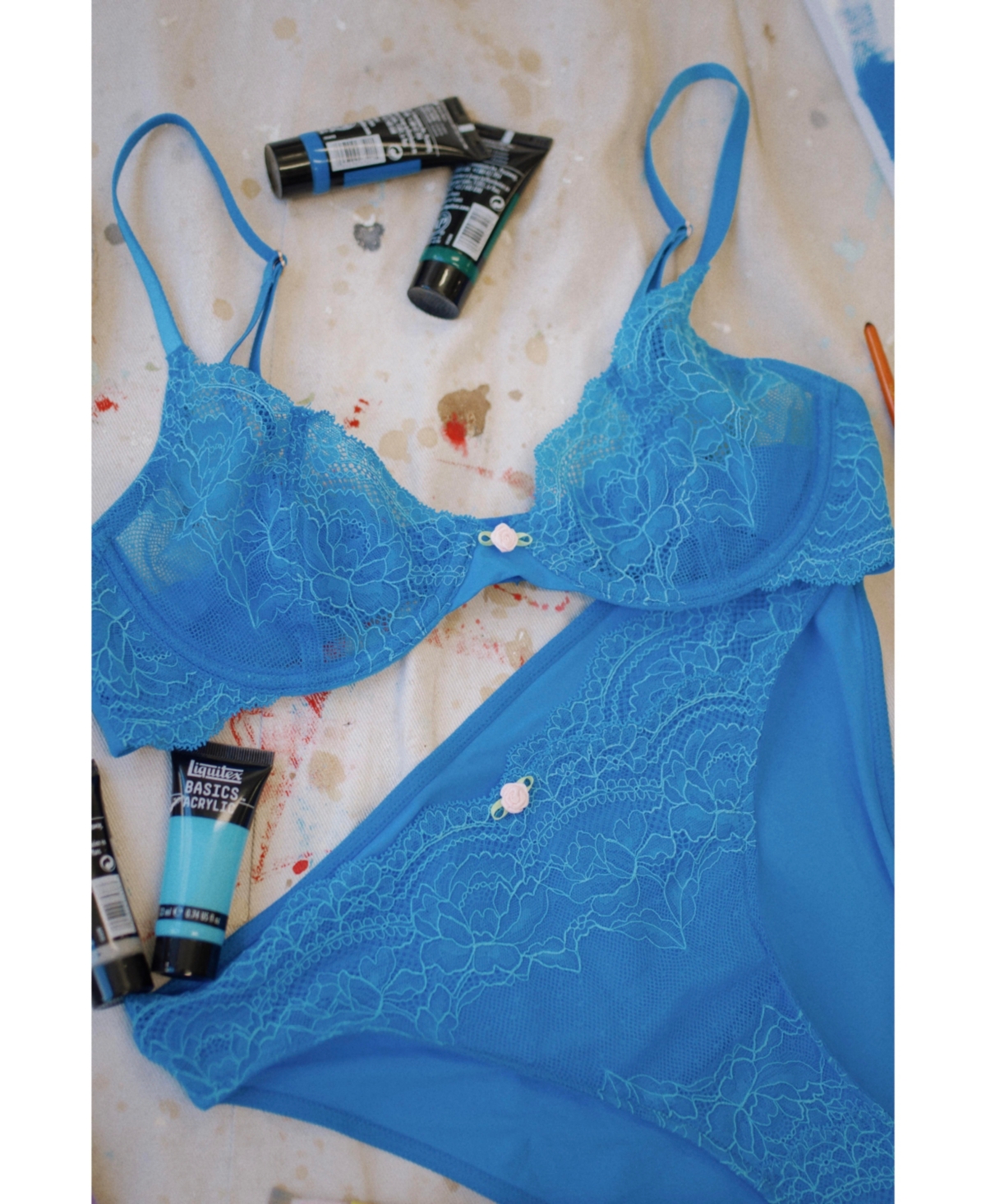 Skarlett Blue Women's Unveil Lace Underwire Demi Bra