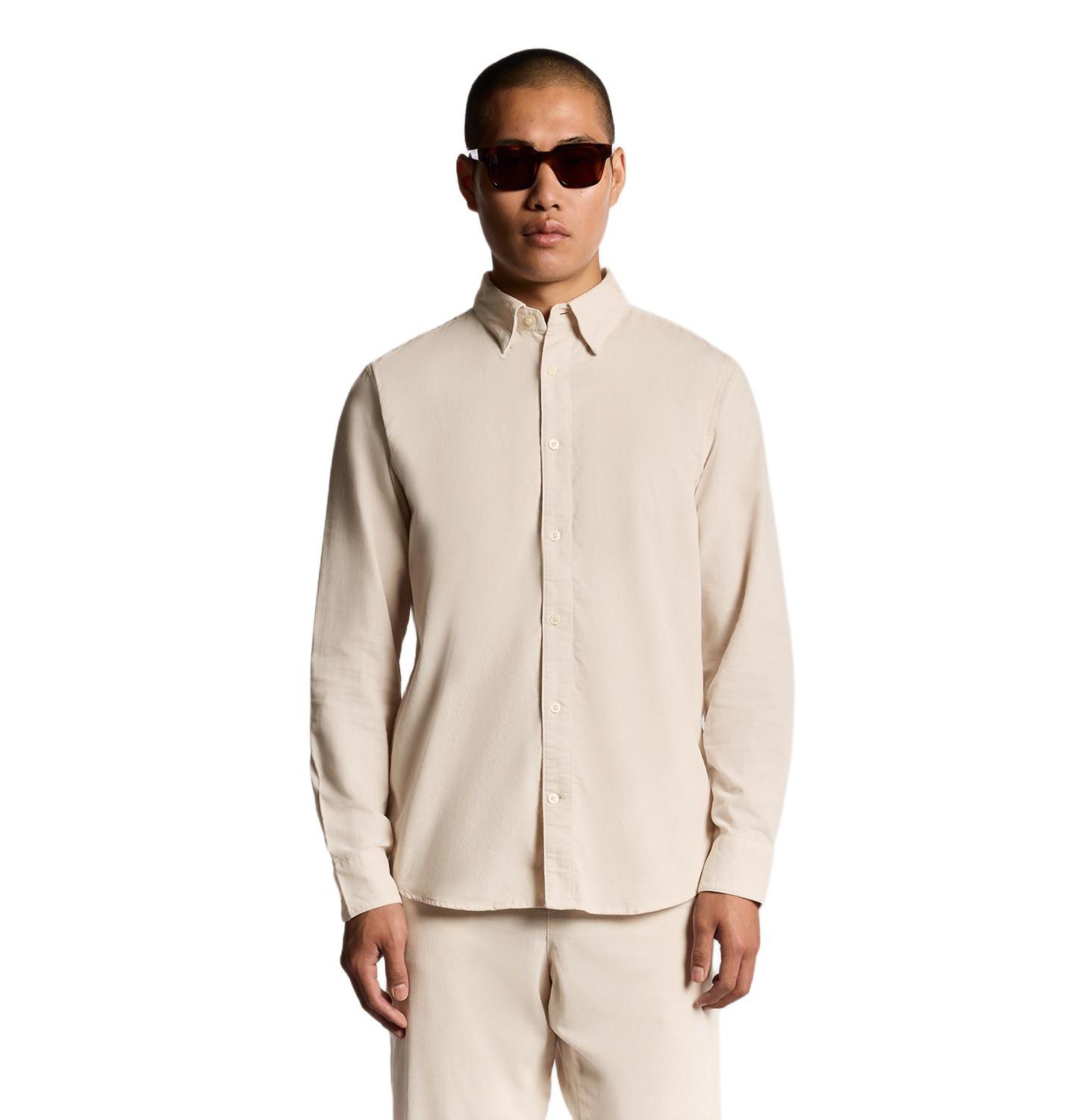 Мужская рубашка Lyle & Scott Long Sleeve Micro Corduroy, цвет: Putty — фото 1