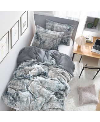 Chunky Bunny Spotty Yoga Oversized Comforter