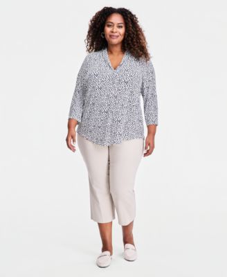 Plus Size Printed V-Neck 3/4-Sleeve Top