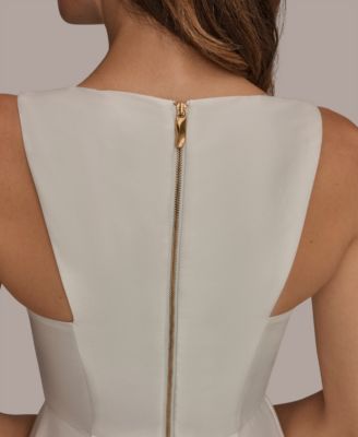 Women's Sleeveless Asymmetrical V-Neck Ball Gown