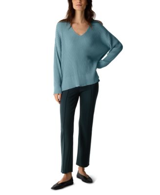 Women's V-Neck Pull-On Sweater
