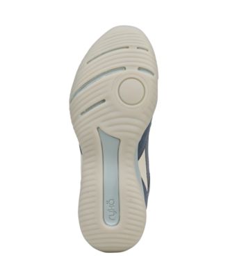 Women's Candor Low Profile Lace Up Sneakers