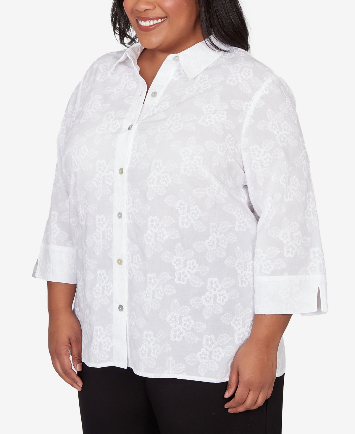 Alfred Dunner Plus Classic Collared Flower Embroidered Top