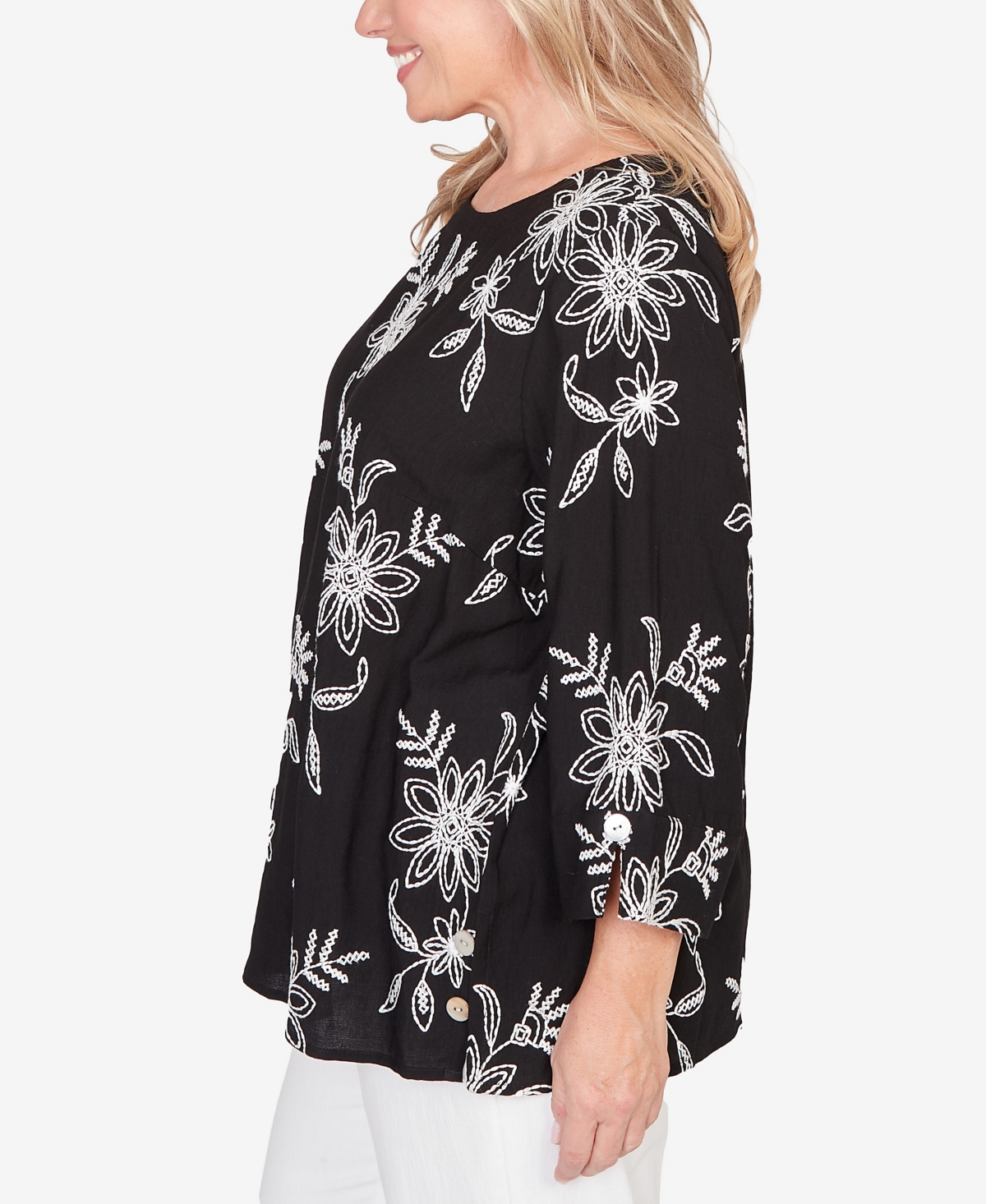 Alfred Dunner Plus Classic Tossed Floral Embroidered Top