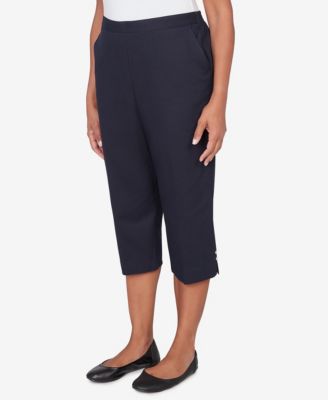 Women's Classic Solid Twill Button Hem Capri Pants