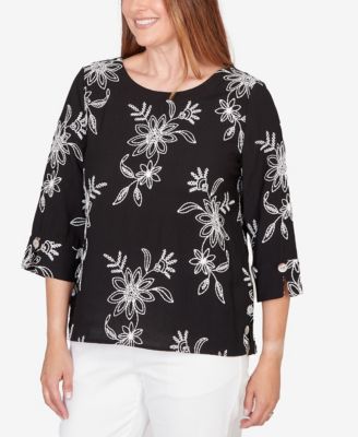 Women's Classic Tossed Floral Embroidered Top