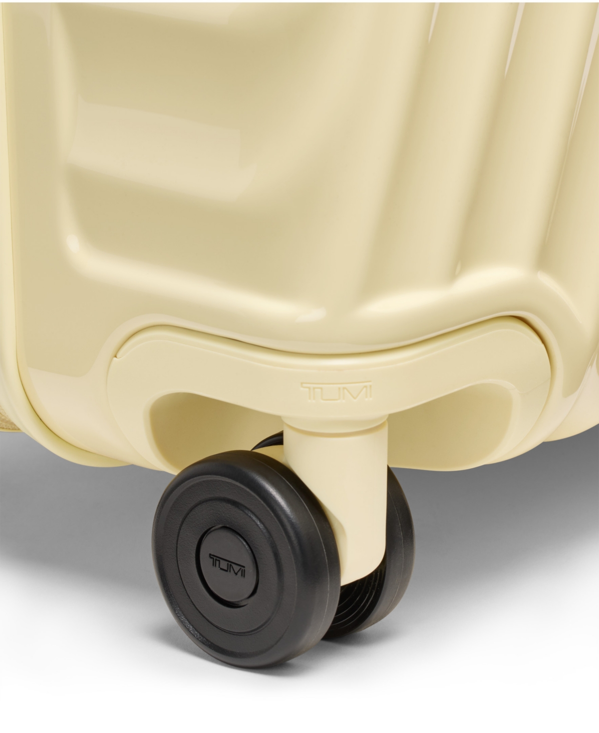 Tumi 19 Degree Large Extended Trip Check-In Spinner
