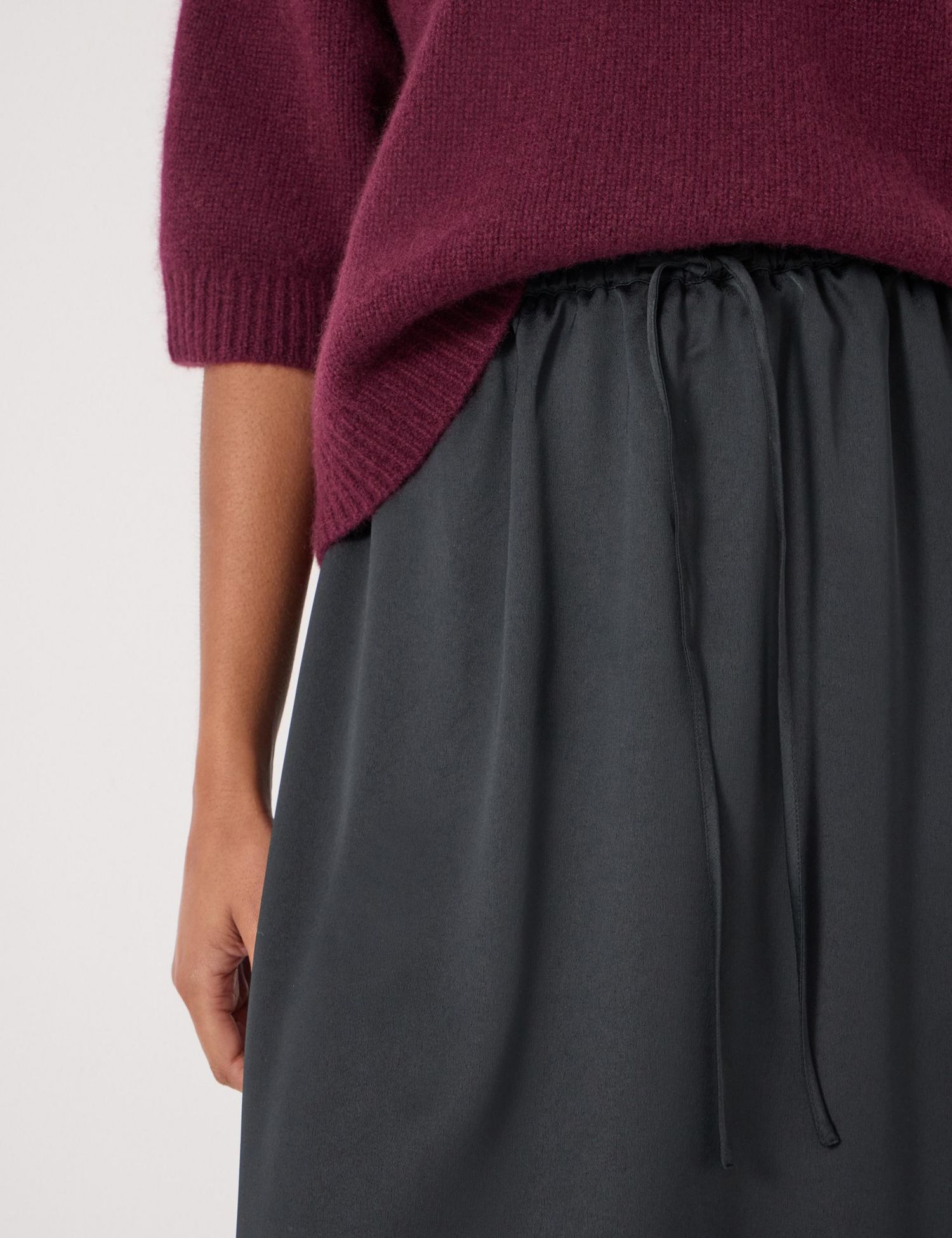 Women's Satin Asymmetric Lace Trim Skirt