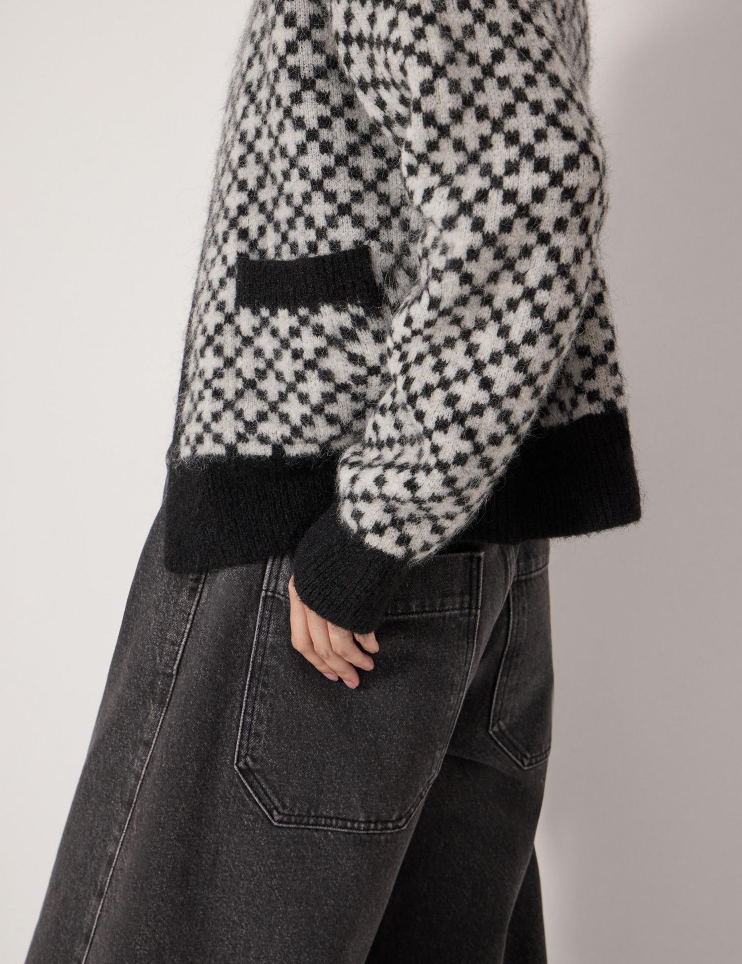 Women's Jacquard Wool Edge To Edge Cardigan