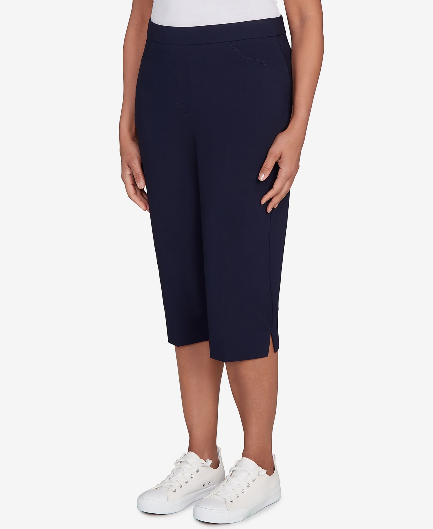 Petite Classic Allure Stretch Clamdigger Pants