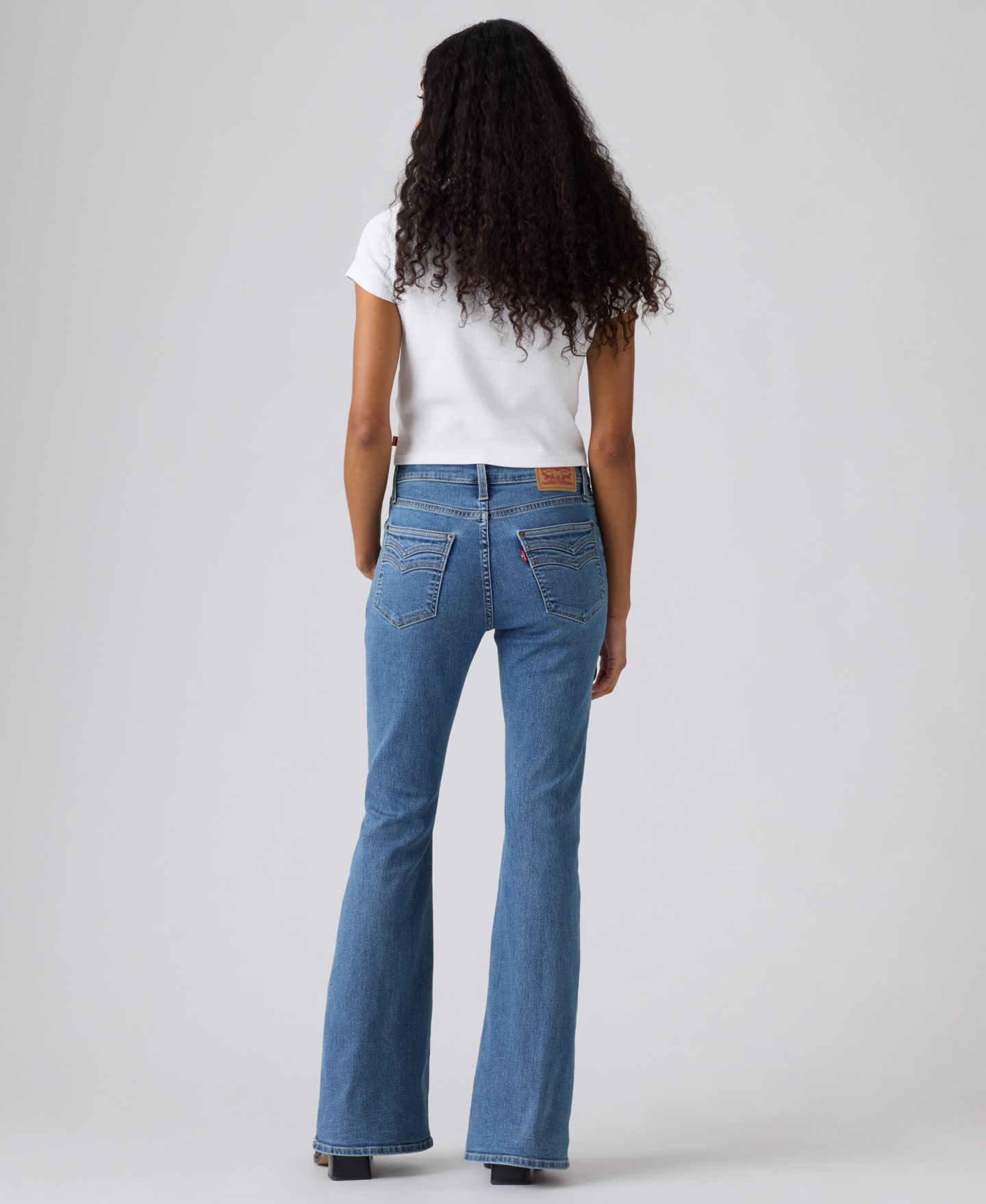 Женские джинсы Levi's 726 Split-Hem Flare, цвет: Джинсовый — фото 5