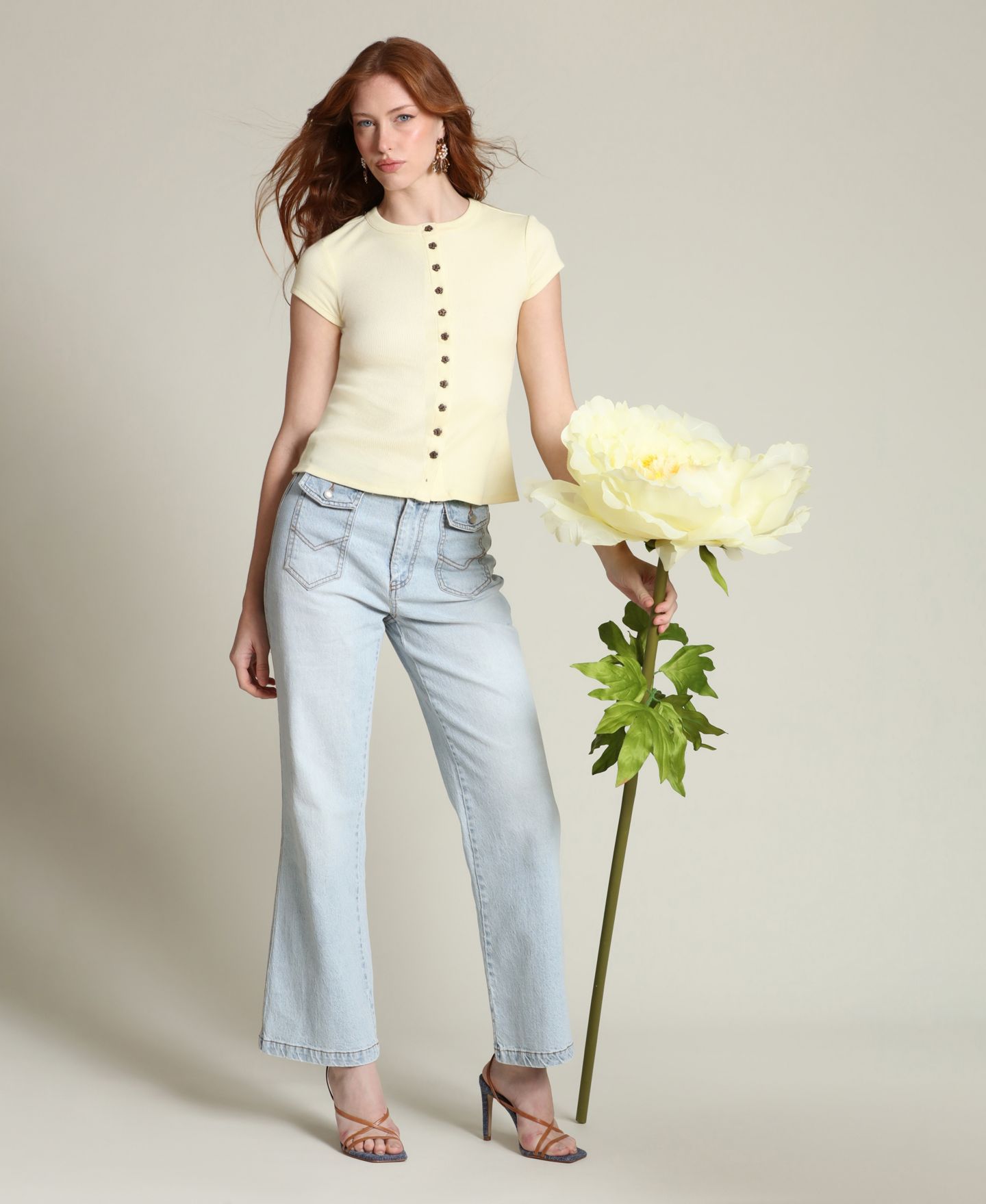 Женские джинсы Avec Les Filles Flare Leg Patch Pocket, цвет: Светлая варка — фото 6