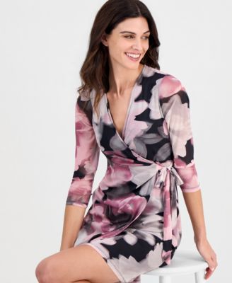 Petite V-Neck Classic Wrap Dress