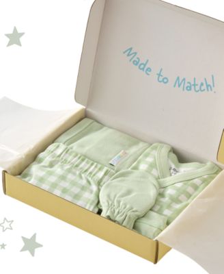 Baby Boys' or Baby Girls' Check Me Out Baby Layette Gift, 6-Piece Set